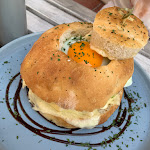 Photo n°2 de l'avis de Engin.. fait le 30/05/2023 à 12:20 sur le  meiks BRUNCH AND BAR à Heidelberg