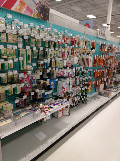 Grocery Store «Meijer», reviews and photos, 13000 Middlebelt Rd, Livonia, MI 48150, USA