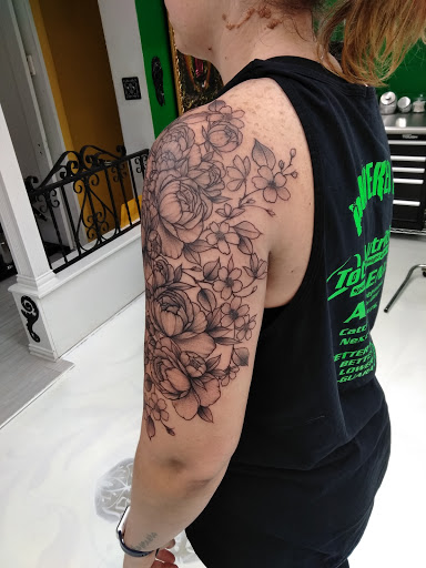 Explore marine corps tattoo ideas, creative tattoo ideas in Abilene, available at La Leyenda Tattoo Co