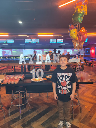 Bowling Alley «Bowlero Commack», reviews and photos, 2183 Jericho Turnpike, Commack, NY 11725, USA