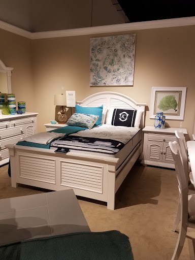 Furniture Store «City Furniture Fort Lauderdale», reviews and photos