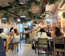 ร้านเย็นนี้กินไก่ photo