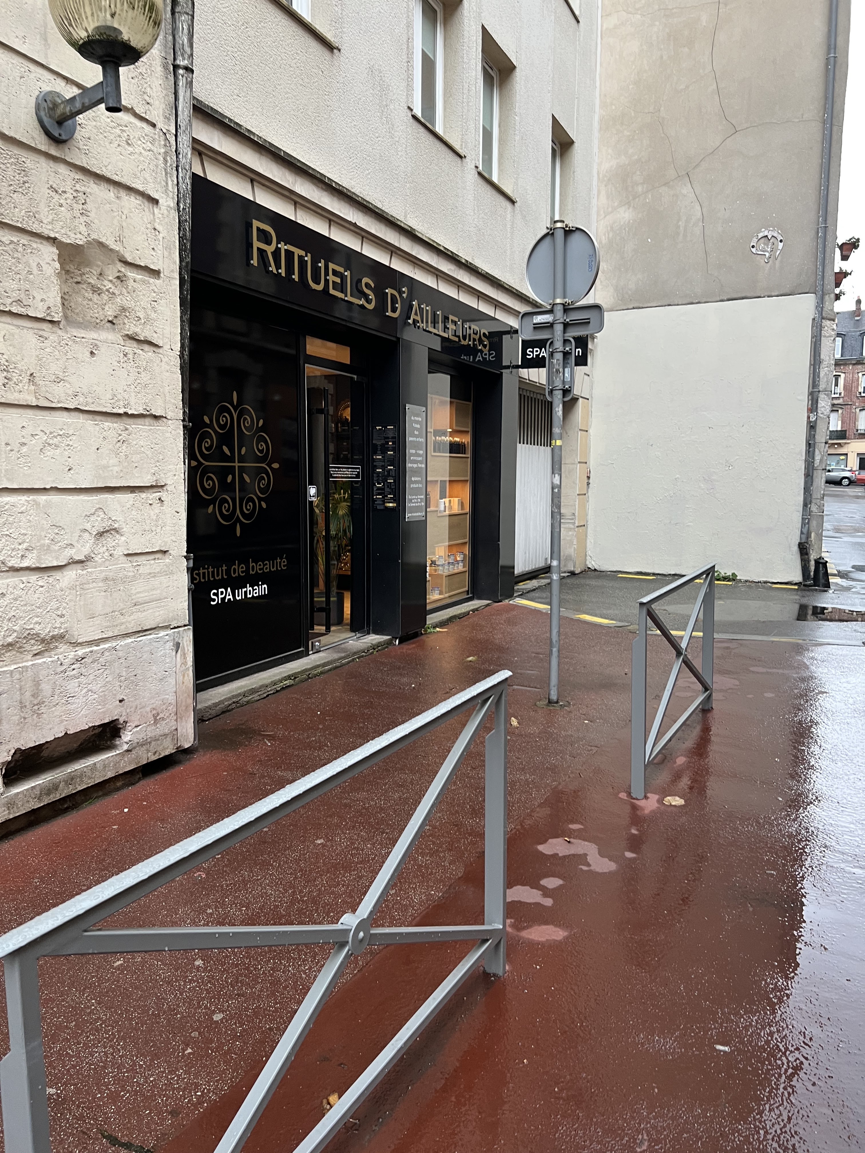 Photo n° 1 de l'avis de fat.2 fait le 31/10/2023 à 00:11