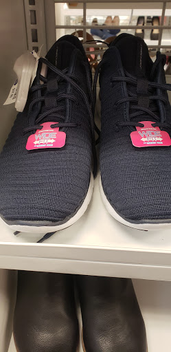 Clothing Store «Ross Dress for Less», reviews and photos, 3001 W Cheltenham Ave, Wyncote, PA 19095, USA