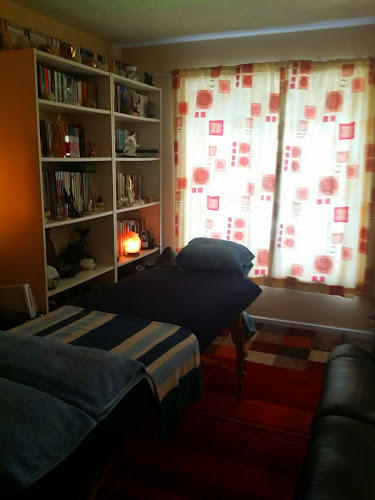 Bristol Massage Lifestyle Treats Anita Eaton - Massage therapist