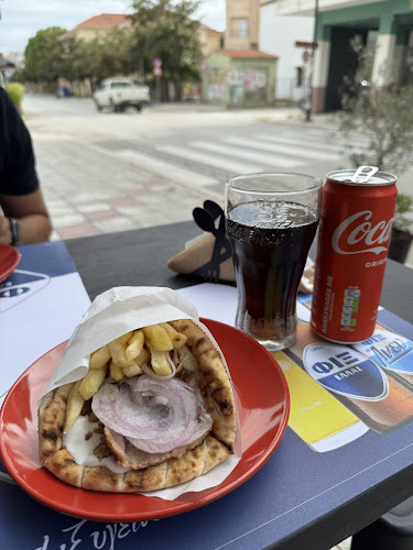 Opinii despre Οβελιστήριο “Το Πικάντικο” în Πρέβεζα - Εστιατόριο