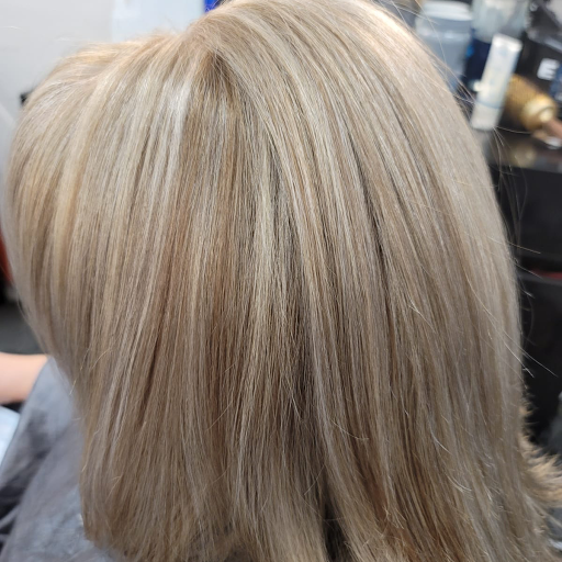 Beauty Salon «Kaboom Beauty & Barber Salon», reviews and photos, 4002 N 67th Ave, Phoenix, AZ 85033, USA