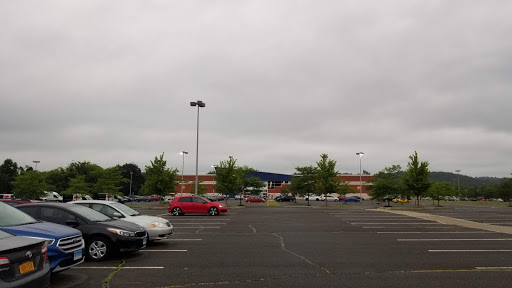 Movie Theater «AMC Loews Danbury 16», reviews and photos, 61 Eagle Rd, Danbury, CT 06810, USA