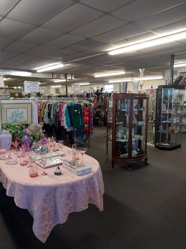 Thrift Store «Ascension Catholic Thrift Shop», reviews and photos, 1208 Aurora Rd, Melbourne, FL 32935, USA