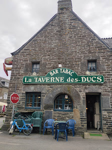 La Taverne des Ducs 2 Rue du Lin, 22570 Gouarec, France