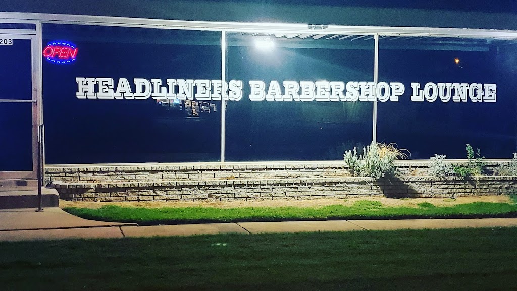 Headliners Barbershop Lounge 74074
