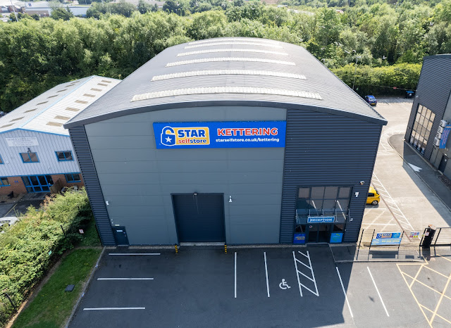 STAR selfstore Kettering