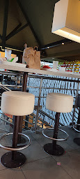 Photo n°72 de McDonald's à Vitré ()