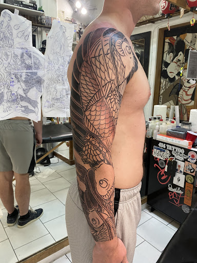 Explore dolly parton tattoo ideas, creative tattoo ideas in Honolulu, available at 434 TATTOO WAIKIKI