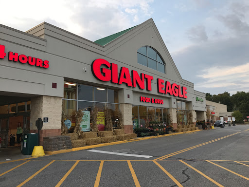 Supermarket «Giant Eagle Supermarket», reviews and photos, 27264 Lorain Rd, North Olmsted, OH 44070, USA