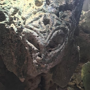 Cueva La Chiva