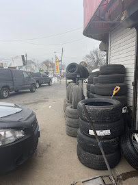 Jireh Tire Shop - Photo 4 - Car repair in Camden, NJ, Philadelphia