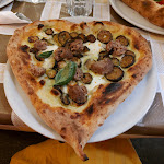 Photo n°3 de l'avis de Elena.e fait le 30/04/2024 à 19:43 sur le  Pizzeria e Trattoria Regina Vittoria à Naples