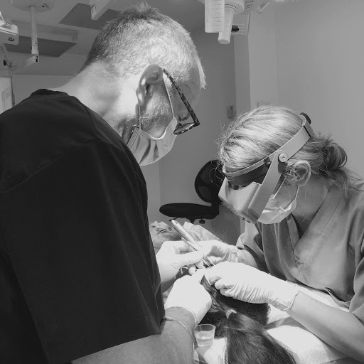 Dr Hébert et Dorval- Restauration Capillaire - Hair Transplant