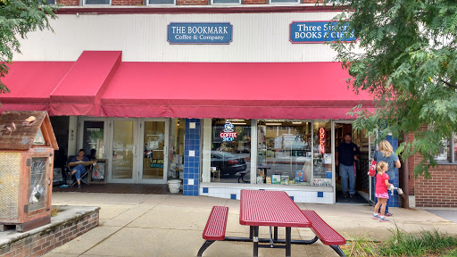 Book Store «Three Sisters Books & Gifts, LLC», reviews and photos, 7 Public Square, Shelbyville, IN 46176, USA
