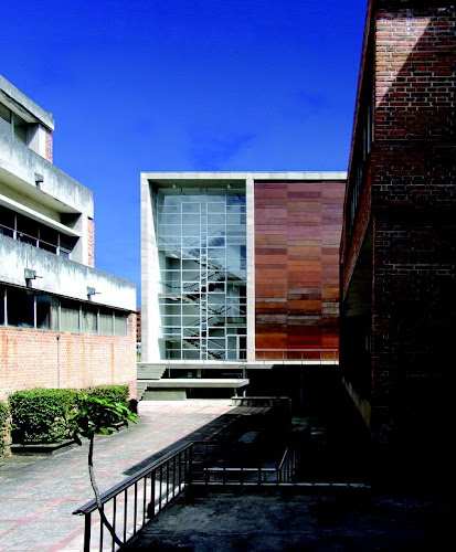 Edificio de Postgrado de Arquitectura Universidad de Cuenca - Arquitecto