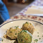 Photo n°3 de l'avis de Matilde.a fait le 17/04/2023 à 21:13 sur le  Loosmann Hof Buschenschank à Ritten