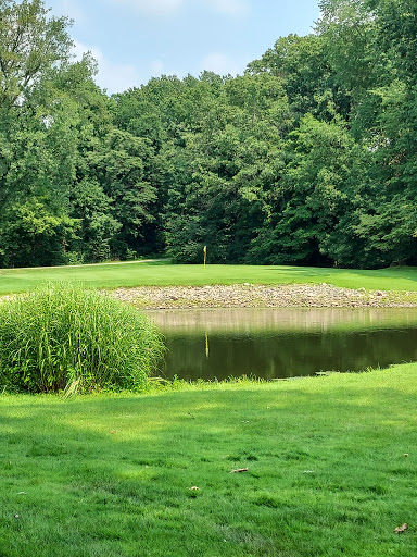 Golf Course «Indian Lake Hills Golf Course», reviews and photos, 55321 Brush Lake Rd, Eau Claire, MI 49111, USA
