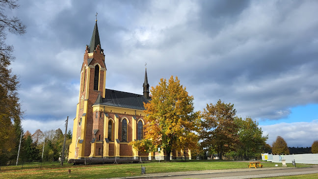 Opinii despre Kościół Rzymskokatolicki pw. Wniebowzięcia NMP św. Stanisława Biskupa în Lesko - Kościół