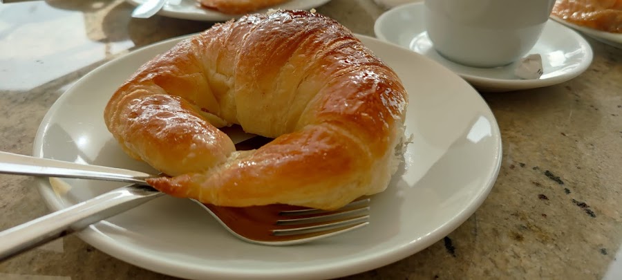 Los Reyunos. Pastelerías, Panaderías, Cafeterías - Sucursal Pradillo