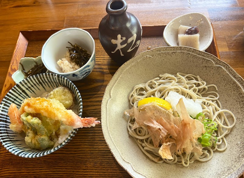 蕎麦カフェ心呼庵