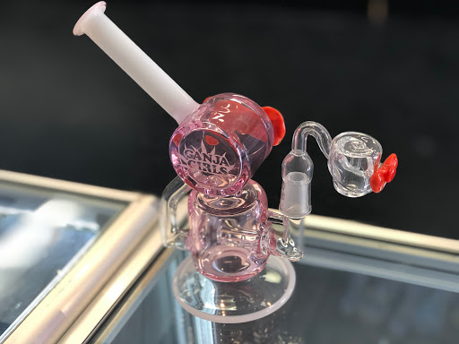 Tobacco Shop «Puffs Smoke Shop», reviews and photos, 9458 Whittier Blvd, Pico Rivera, CA 90660, USA