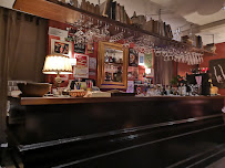 Atmosphère du Restaurant Le Petit Flaubert à Douvres-la-Délivrande - n°5