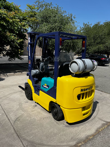 P&E FORKLIFT REPAIR BUY AND SELL