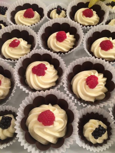 Caterer «Trifles Cafe & Catering», reviews and photos, 8284 E Washington St, Chagrin Falls, OH 44023, USA