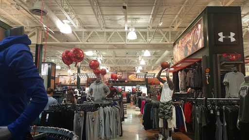 Shopping Mall «Town Center Plaza», reviews and photos, 5000 W 119th St, Leawood, KS 66209, USA