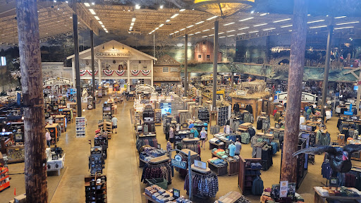 Sporting Goods Store «Bass Pro Shops», reviews and photos, 10000 Bass Pro Blvd, Rossford, OH 43460, USA