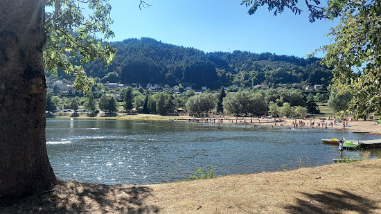 Plage du Lac de Saint Martial