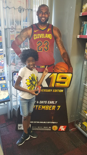 Shopping Mall «Southland Terrace Shopping Center», reviews and photos, 3971 7th Street Rd, Louisville, KY 40216, USA