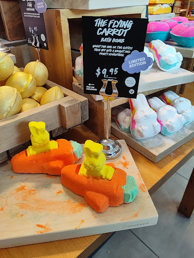 Cosmetics Store «LUSH», reviews and photos, 1689 Arden Way, Sacramento, CA 95815, USA