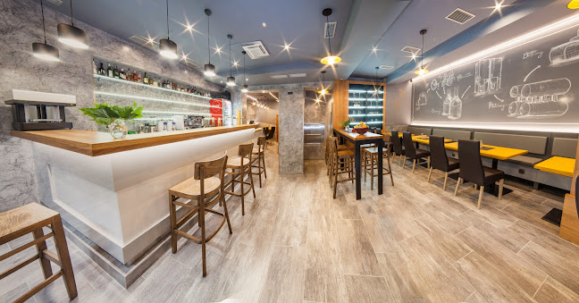 U Zlaté kachny "Restaurant & Café"