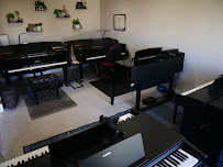 Carlisle Music Studio - Photo 6 - Car repair in Camarillo, CA, Oxnard