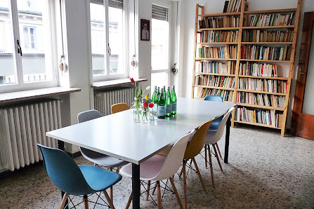 Poliedro Coworking Corso Giacomo Matteotti, 11, 10121 Torino TO, Italia