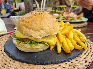 Photo n°30 de La Grotte Restaurant à Saint-Paul ()