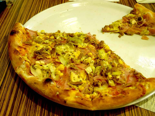 AMİSOS PIZZA & KEBAP en Wels