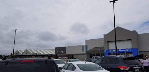 Department Store «Walmart Supercenter», reviews and photos, 1221 Georgesville Rd, Columbus, OH 43228, USA