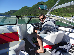 Photo n°17 de Wake It Easy &Wakesurf &Wakeboard & Ski nautique & Wakefoil & Bouee tractee à Treffort ()