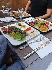 Kebab du Restaurant libanais RESTAURANT MEEZA à Paris - n°4