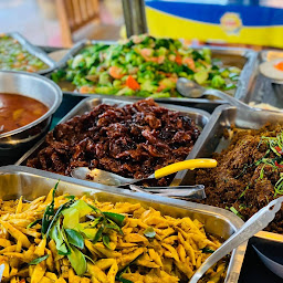 ร้านข้าวแกงเจ๊เบียบ