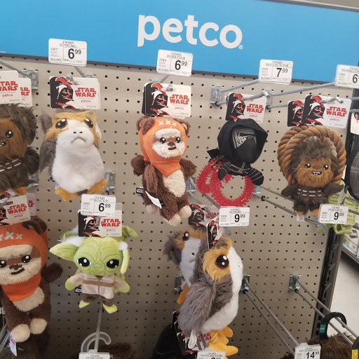 Pet Supply Store «Petco Animal Supplies», reviews and photos, 3520 Veterans Memorial Blvd, Metairie, LA 70002, USA