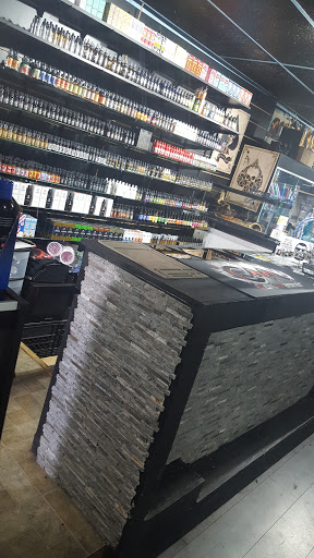 Tobacco Shop «Smokin Spades Premier Smoke and Vapor Shop», reviews and photos, 11180 W Flagler St #7, Miami, FL 33174, USA